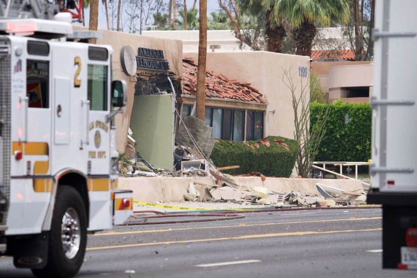 The FBI says it's sending bomb technicians to the site of a ...