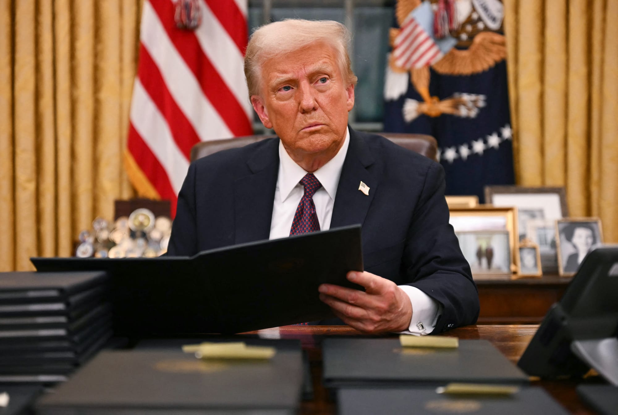 Trump DOJ says Jan. 6 pardons apply to other gun charges : NPR
