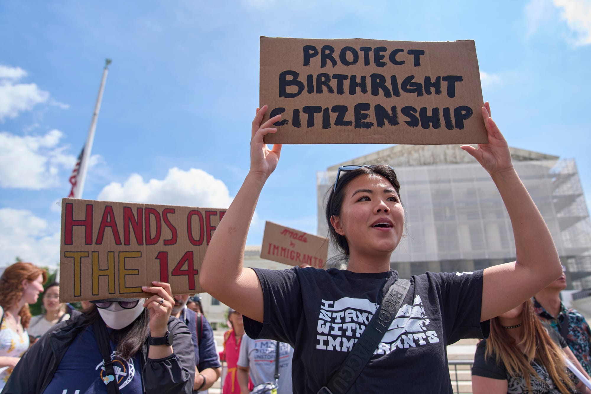 Supreme Court building during birthright citizenship case